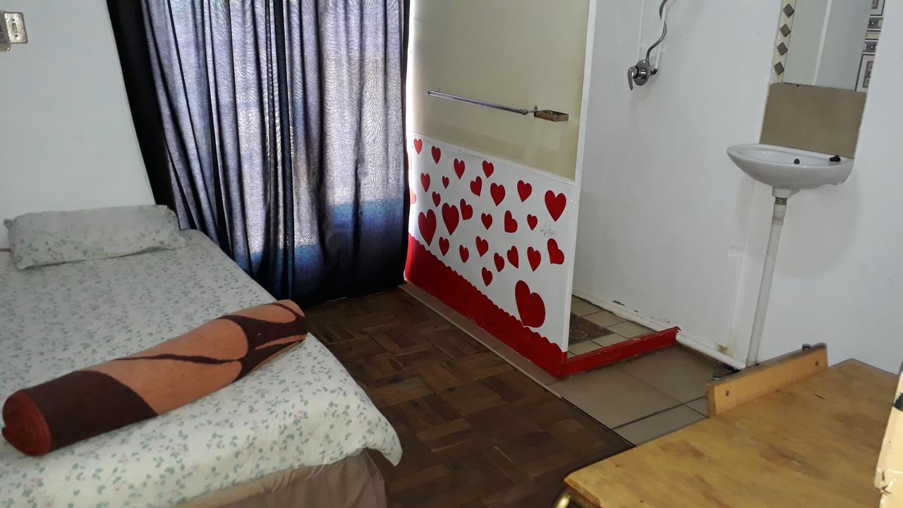 Paljas Backpackers Hotel Potchefstroom Exterior photo