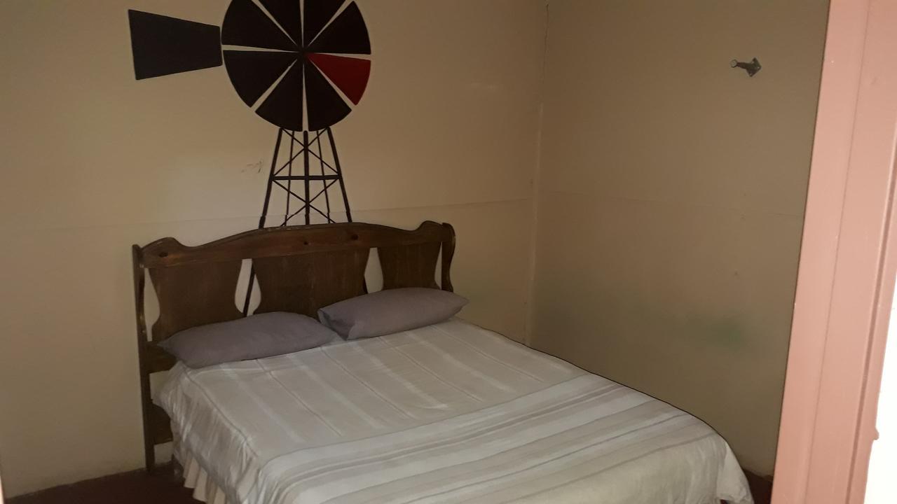 Paljas Backpackers Hotel Potchefstroom Exterior photo